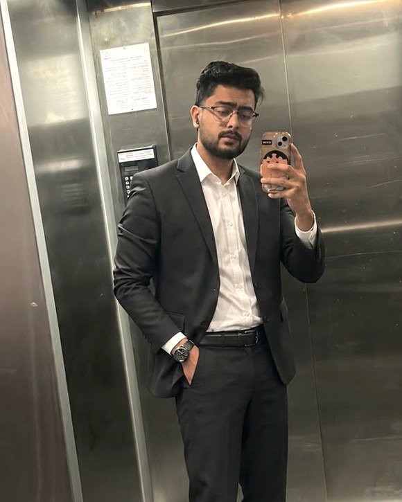 Dipanshu Tomer, Founder & CEO of Digital Fixaters
